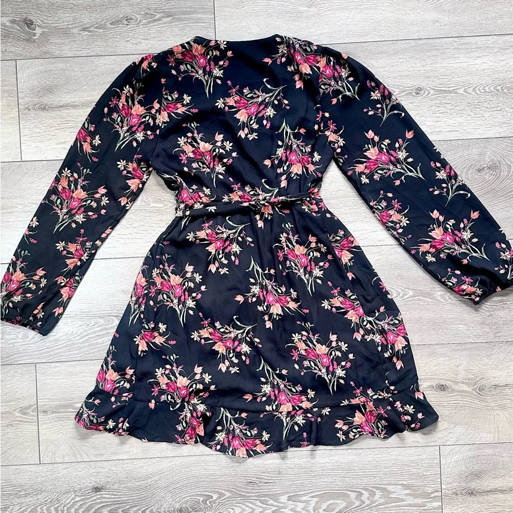 Francesca’s Mi Ami Charlotte Floral Mini Wrap Dress - Picture 14 of 15